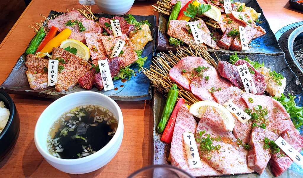 炭火焼肉【但馬屋】初石